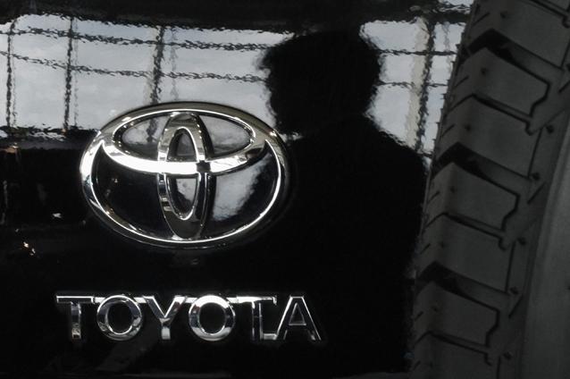 Toyota cheamă în service 550.000 de maşini pentru probleme de stabilitate