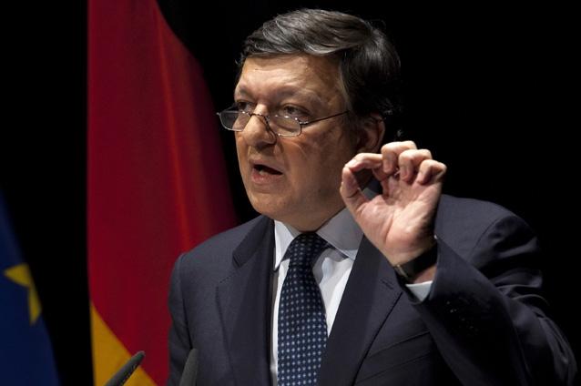 Jose Manuel Barroso: Toate statele UE ar trebui să adopte moneda euro