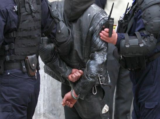 Descinderi în Călăraşi: Este vizată o grupare infracţională specializată în tâlhării
