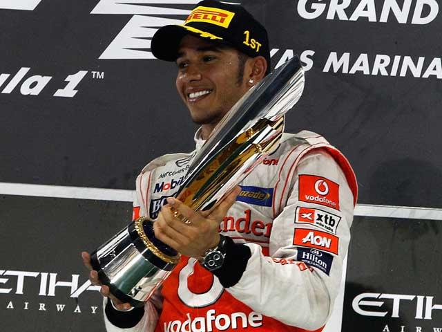Vettel doar un tur, Lewis Hamilton câştigător la Abu Dhabi