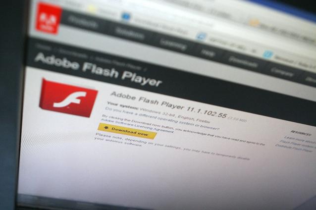 Adobe renunţă la Flash Player pentru platformele mobile