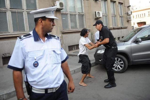 Şeful Poliţiei Române le cere poliţiştii să tragă fără frică. Liviu Popa: "Îi asigur că nu vor trebui să facă multe rapoarte"