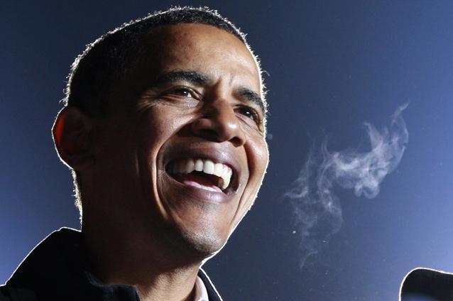 Obama îi îndeamnă pe americani să-i urmeze exemplul şi să se lase de fumat