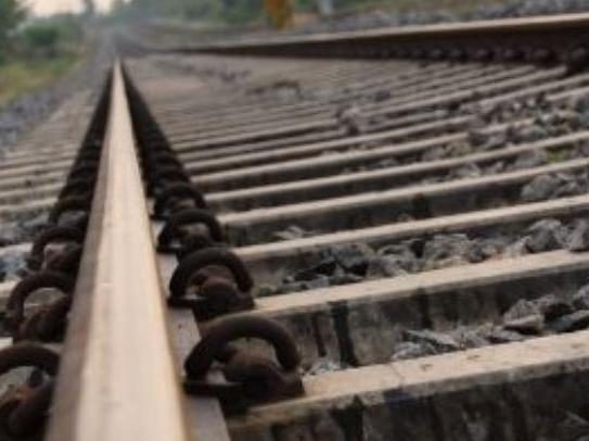 Trenuri blocate pe ruta Timişoara-Bucureşti din cauza unei fisuri la şină