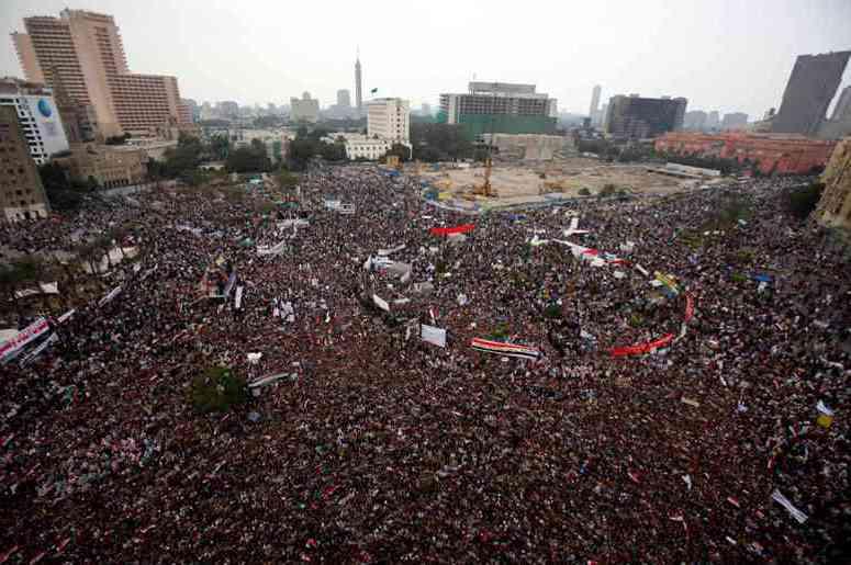 50.000 de oameni protestează la Cairo, în Piaţa Tahrir, împotriva puterii militare