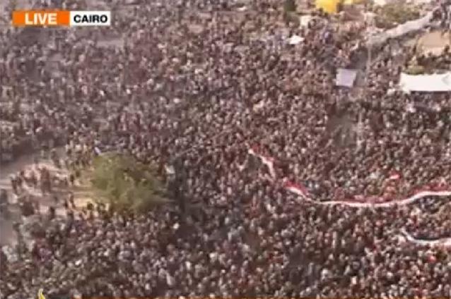 Bătăile sângeroase continuă în Piaţa Tahrir din Cairo: 26 de morţi şi 1.700 de răniţi, după patru zile de proteste