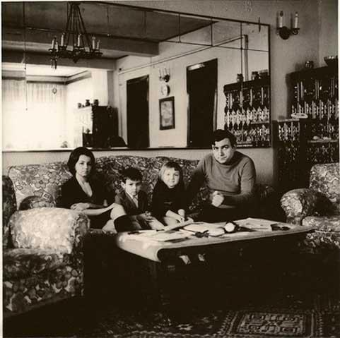 A murit Ioana Păunescu, fiica cea mare a poetului Adrian Păunescu 3039415