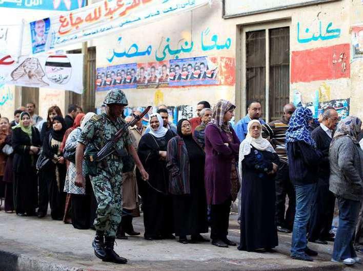 Egiptenii votează în primul scrutin după căderea regimului lui Hosni Mubarak