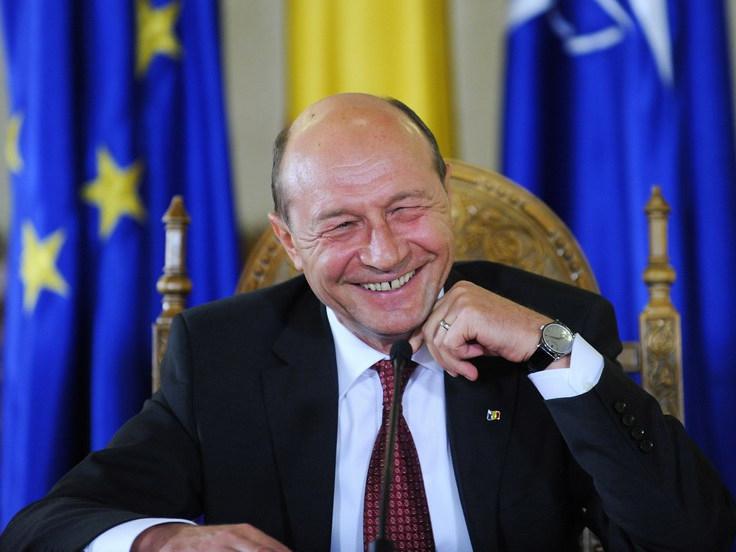 De 1 Decembrie, Traian Băsescu le urează românilor "sănătate, bucurie şi prosperitate"