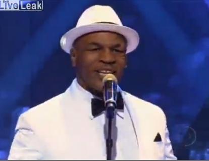 Mike Tyson cântă Girl from Ipanema (VIDEO)
