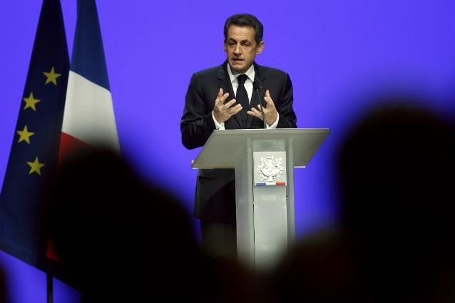 Sarkozy avertizează: "Euro va muri dacă Europa nu va acţiona în comun"