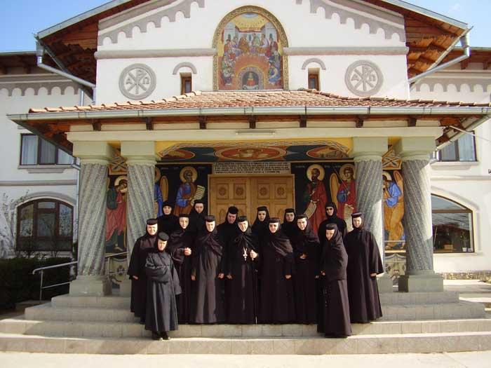 Popas duhovnicesc la Mănăstirea Christiana