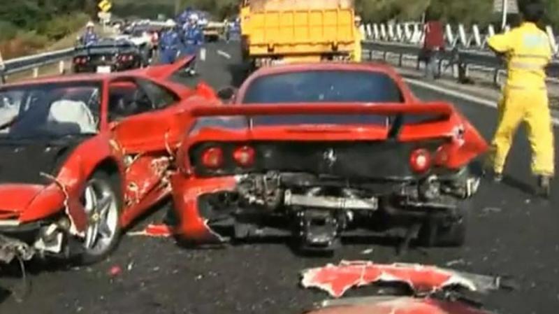 Opt Ferrari şi un Lamborghini au fost distruse în Japonia