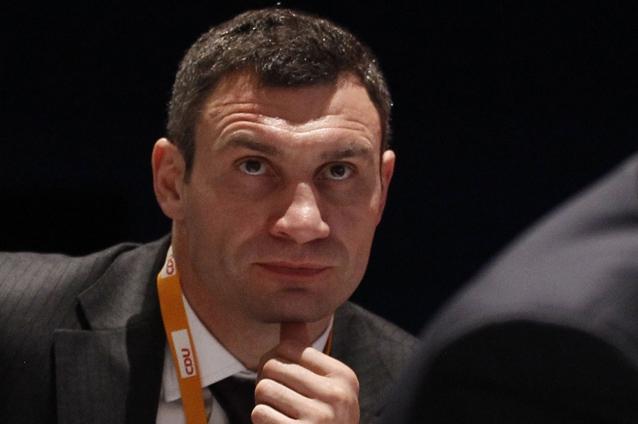 Vladimir Klitschko şi-a anulat meciul cu francezul Jean-Marc Mormeck