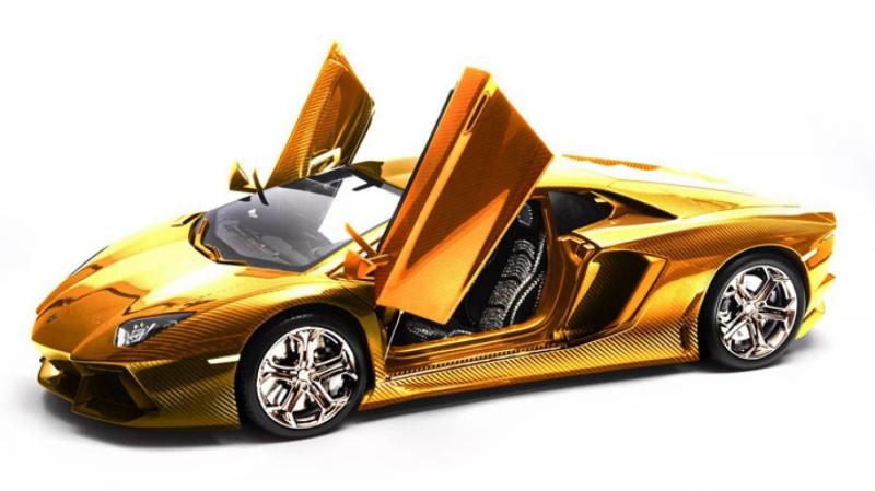 Noua machetă Lamborghini Aventador este făcută din aur