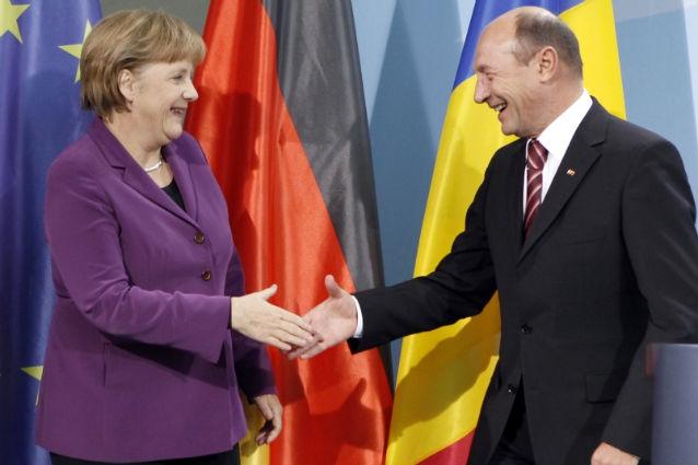 Băsescu vrea unitate în Europa: "Să rămânem 27, nu 17, cât are zona euro"