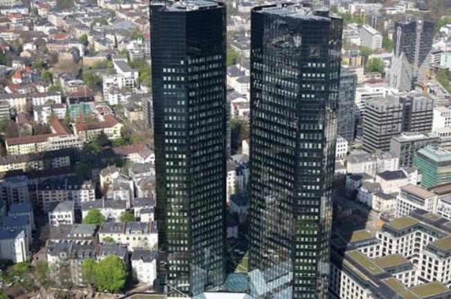 Bombă în plic pentru preşedintele Deutsche Bank