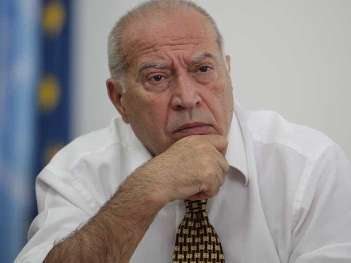 Erorile bugetului pe 2012. Dan Voiculescu face o analiză critică a planurilor Guvernului