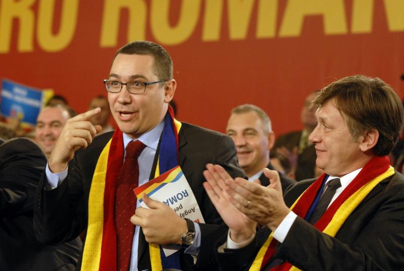 Ponta îl somează Băsescu să iniţieze consultări reale după deciziile de la Bruxelles
