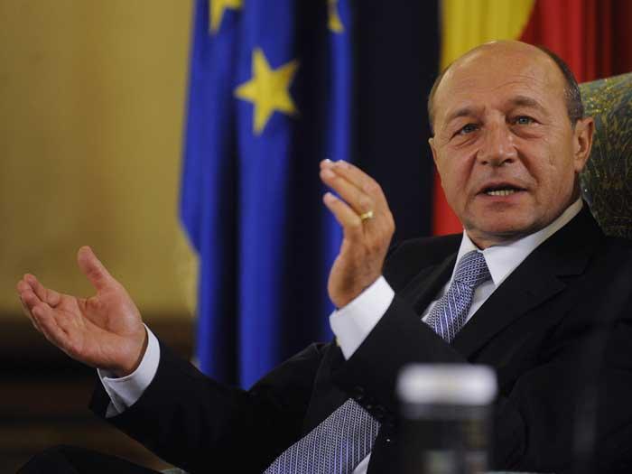 Olanda îl ignoră pe Băsescu