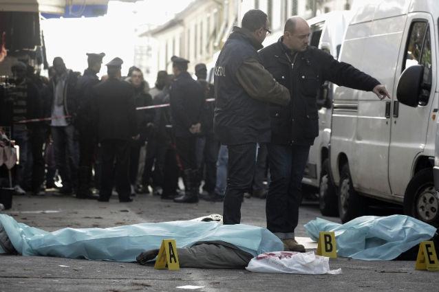 Un extremist italian a ucis doi vânzători ambulanţi senegalezi şi a rănit alţi trei, după care s-a sinucis