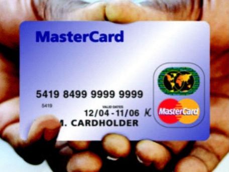 BRD a sistat plăţile pe cardurile Maestro