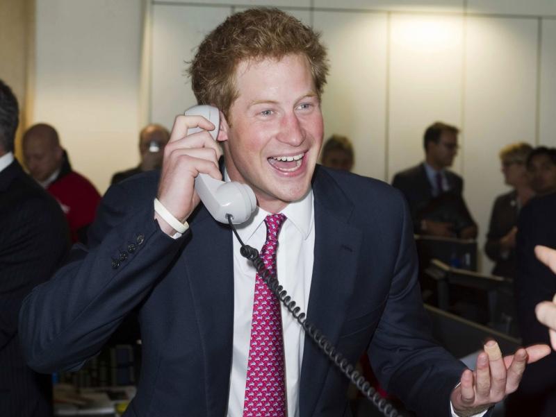 Prinţul Harry al Marii Britanii - martor telefonic al unui jaf