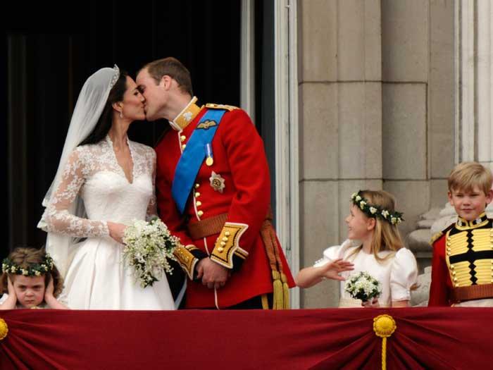 Trei căsătorii regale şi-o viaţă mondenă bogată în 2011