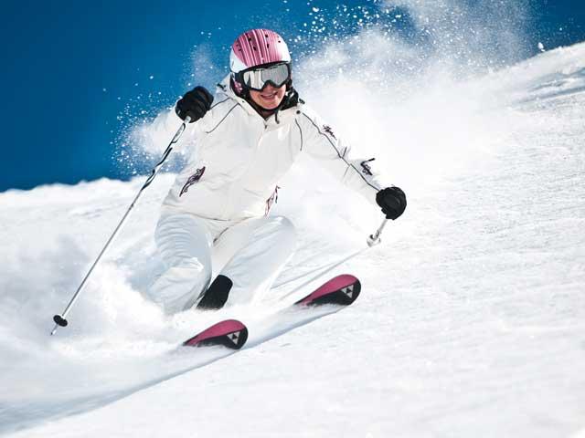 Adulţii învaţă mai greu să schieze