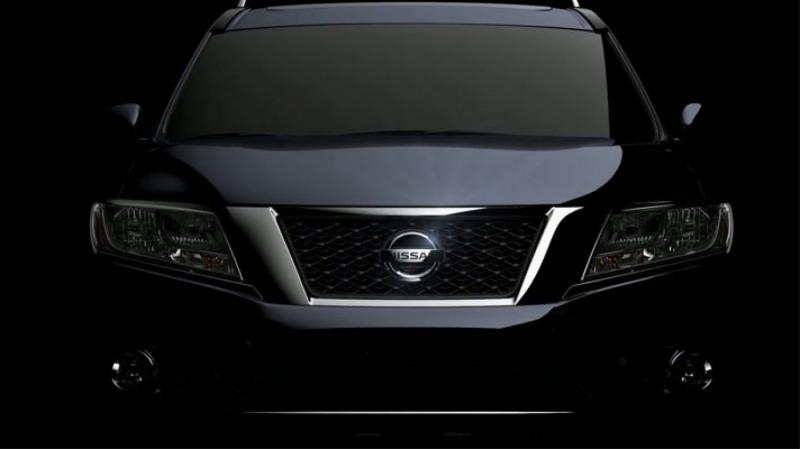 Viitorul Nissan Pathfinder se dezvăluie treptat în fotografii