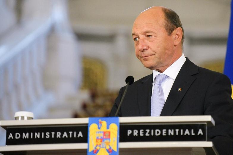 Traian Băsescu cere premierului retragerea proiectului Legii Sănătăţii, "în urma opoziţiei opiniei publice"