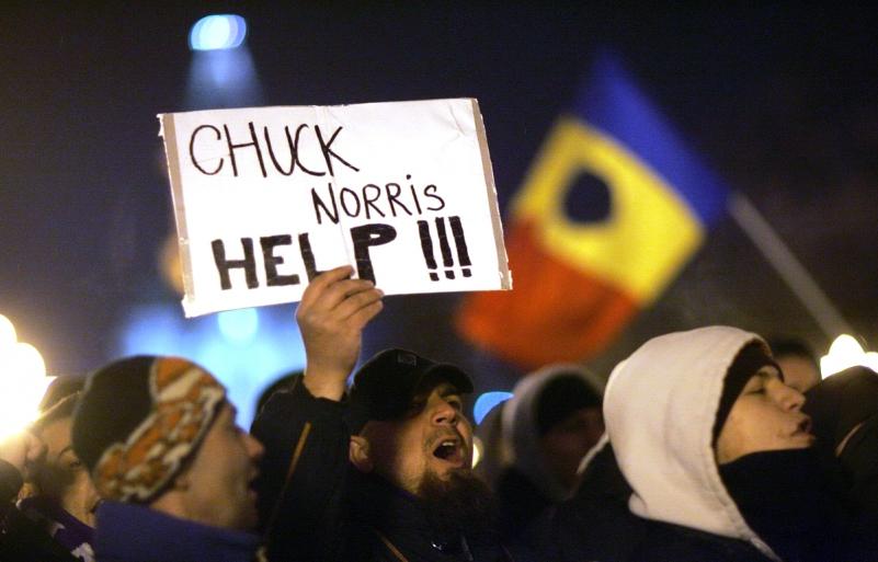 Cea de-a 7-a zi de proteste anti-guvernamentale si anti-prezidentiale 6487651