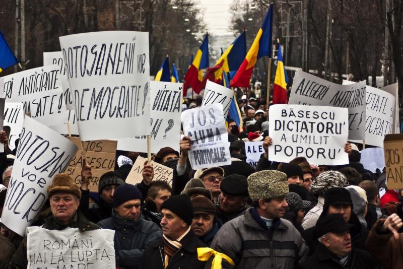 Cea de-a 7-a zi de proteste anti-guvernamentale si anti-prezidentiale 6487654
