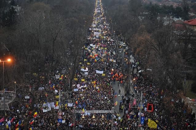 Cea de-a 7-a zi de proteste anti-guvernamentale si anti-prezidentiale 6487665