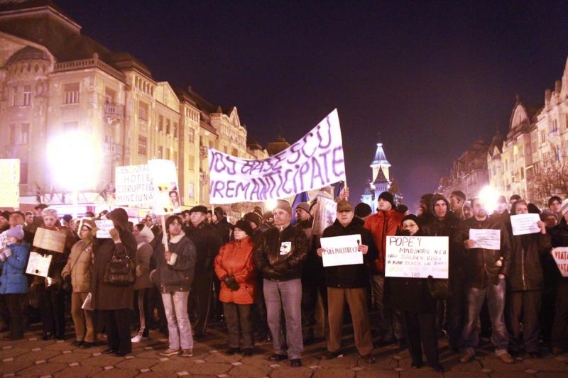 Cea de-a 7-a zi de proteste anti-guvernamentale si anti-prezidentiale 6487666