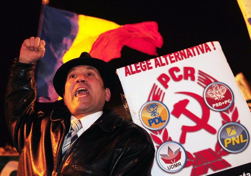 Cea de-a 7-a zi de proteste anti-guvernamentale si anti-prezidentiale 6487670