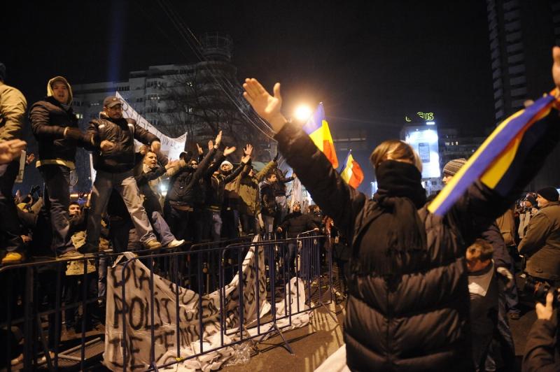 Imagini spectaculoase din Piaţa Universităţii 6496275