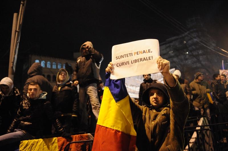 Imagini spectaculoase din Piaţa Universităţii 6496281