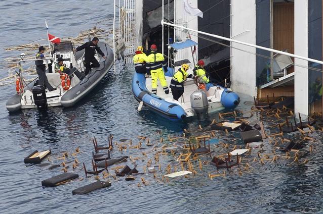 Bilanţul naufragiului navei Costa Concordia a ajuns la 15 morţi