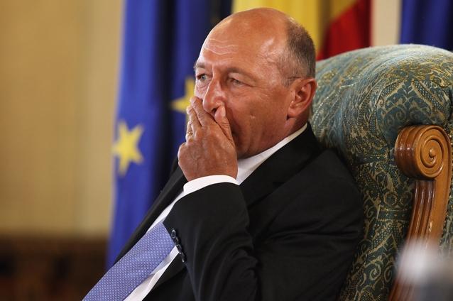 Traian Băsescu va avea miercuri "o intervenţie cu românii"