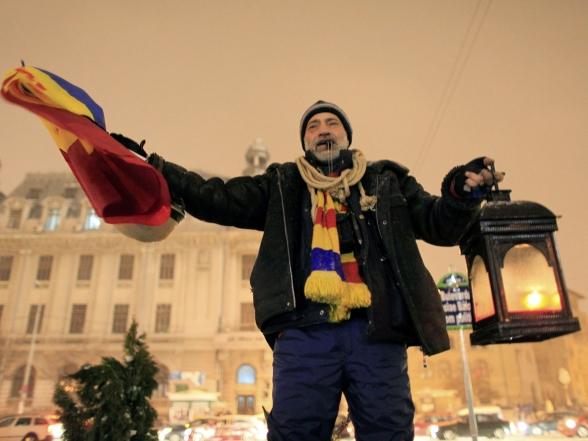 Presa franceză compară mişcarea de protest a românilor cu cea a "indignaţilor"