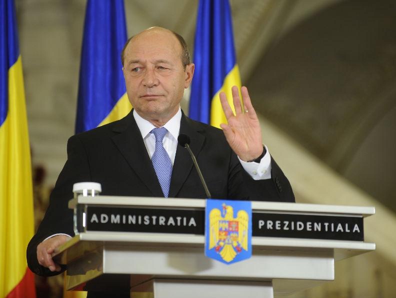 Băsescu: "Încercăm o reprogramare a liberalizării preţurilor la gaze la nivelul anului 2020"