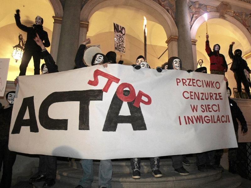 ACTA intră în dezbaterea publică