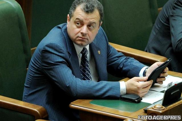 Senatorul PDL Mircea Banias a demisionat din partid