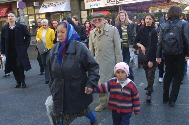 RECENSĂMÂNT 2011 E oficial: Populaţia României a scăzut sub 20 de milioane