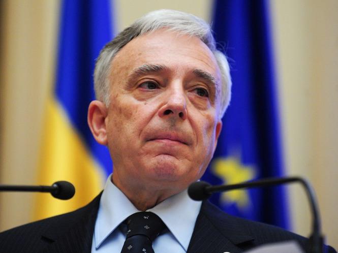 Isărescu: Procesul de trecere la euro va fi rediscutat după alegeri