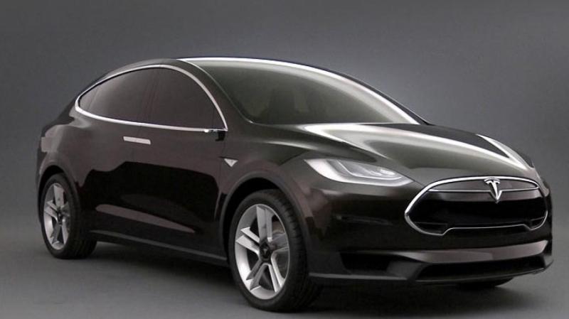 Tesla X - crossover-ul mai rapid ca un Porsche