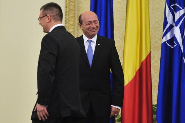 Traian Băsescu: Aştept ca cei din generaţia mea de oameni politici şi chiar mai vechi să predea ştafeta