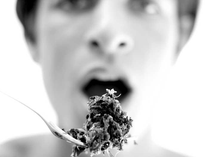 Alimentele care luptă cu mirosurile neplăcute ale corpului