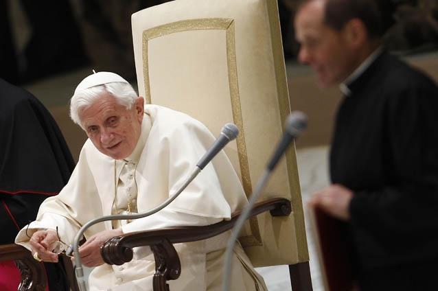 Papa va fi asasinat în decurs de un an, susţine un document calificat drept "delirant şi necorespunzător realităţii" de Vatican